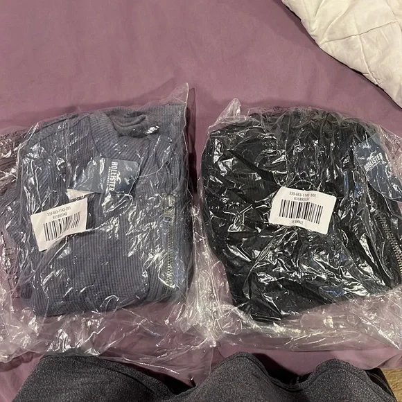 2 NWT Hollister waffle zip hoodies - Picture 3 of 8